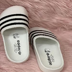 Chola Adidas White 