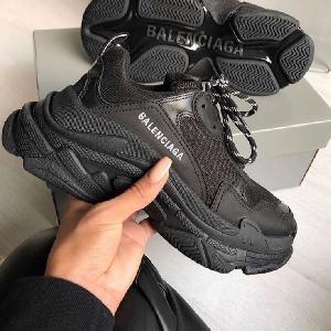 Balenciaga Negro 