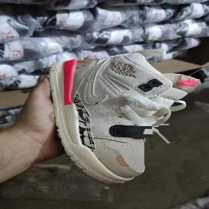 Jordan Legacy 312 Niña 