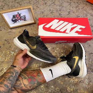 Nike Air ZOOM WINFLO 9 